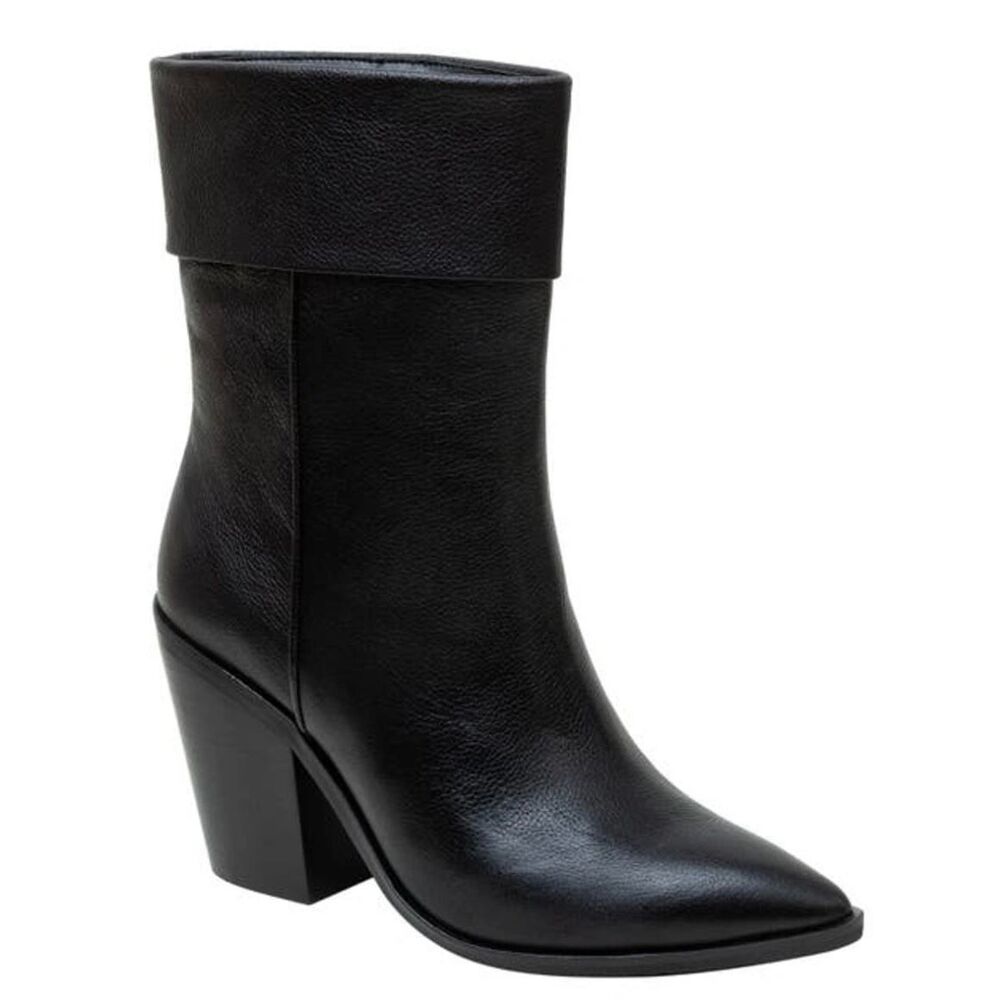 Lisa Vickey Mae leather black point toe boot size 6